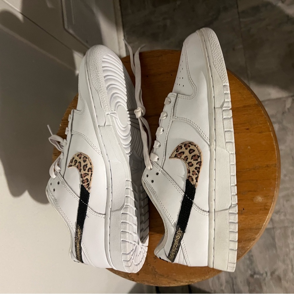 Nike White and Leopard Print Athletic Shoes Dunk Low Ladies Size 10 - Picture 6 of 8